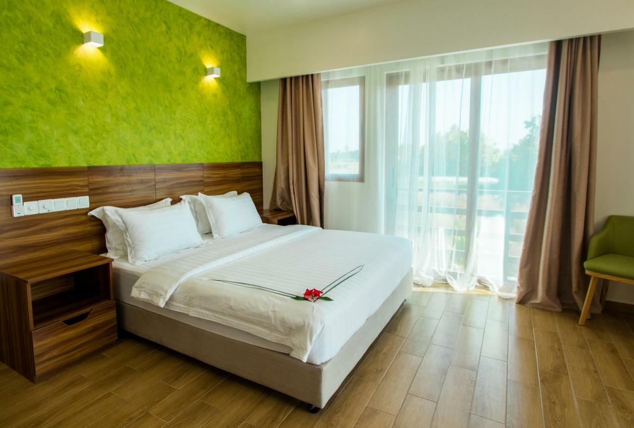 Olive Goidhoo Hotel Kültér fotó